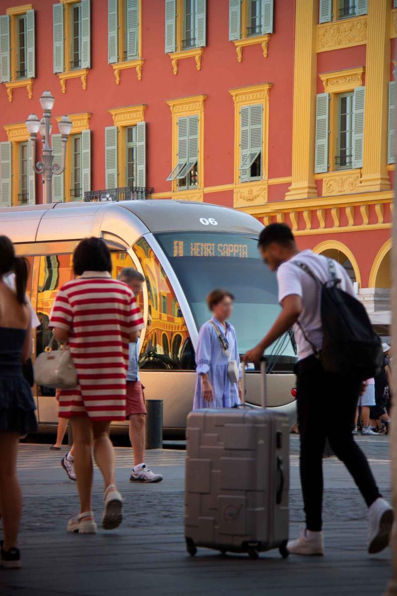 Place Mass&eacute;na